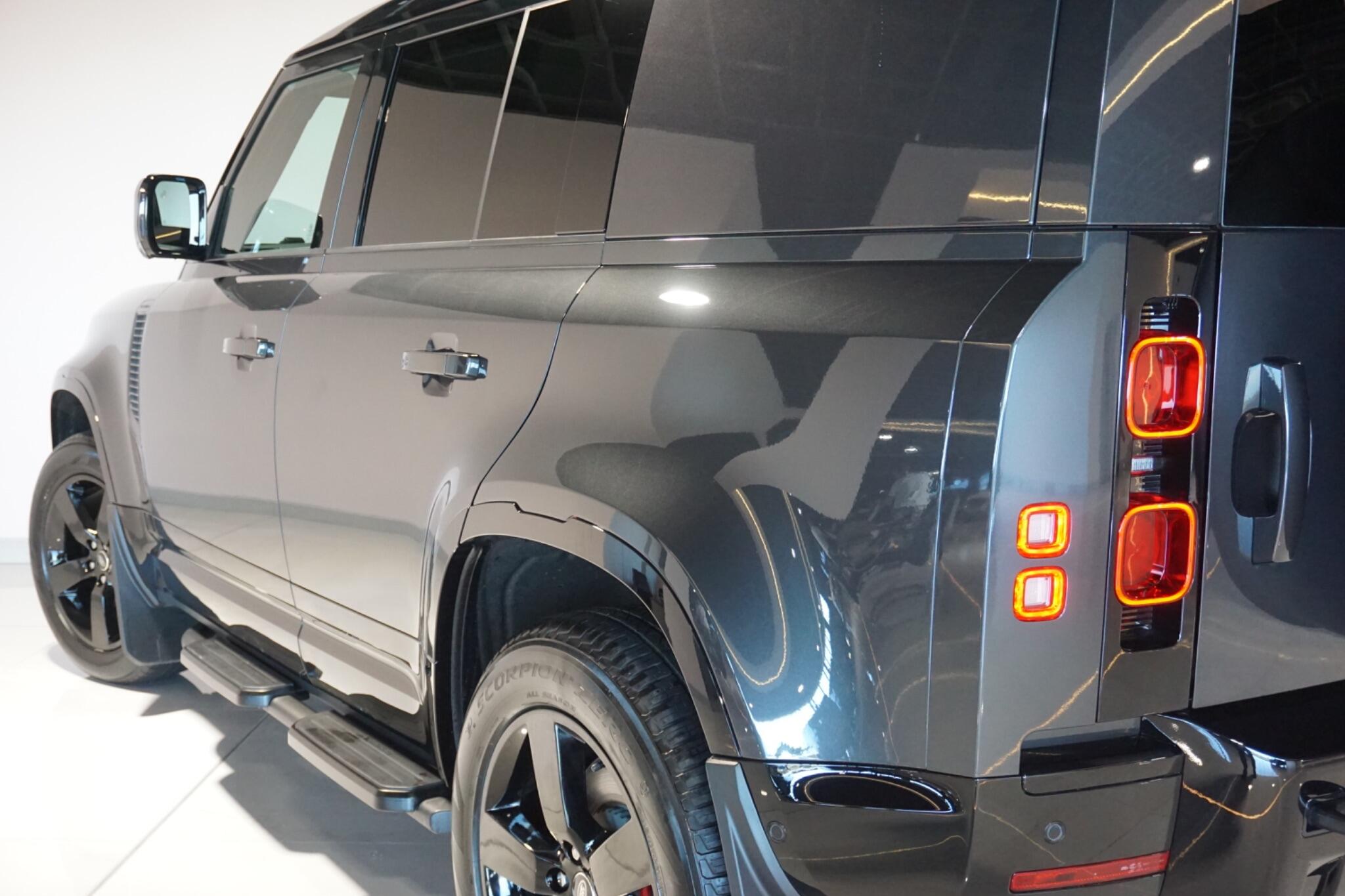 Land Rover Defender 110 3.0 D350 MHEV X-Dynamic HSE Hard Top SUV 5dr Diesel Auto 4WD MWB Euro 6 (s/s) (350 ps)